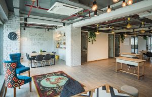 如何用AI优化视频运营岗位简历中的工作或实习经历？